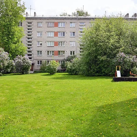 Quiet Apartment Next To Old Riga Exterior photo